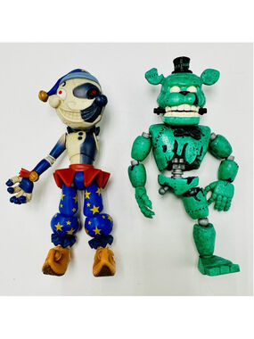 Five Nights At Freddy’s Security Breach Moon and DreadBear Incomplete Funko FNAF